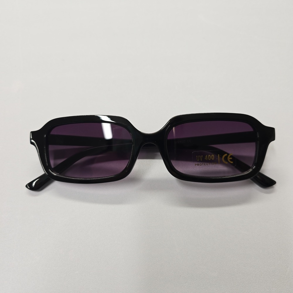 Black Rectangle Sunglasses Retro Y2K Chunky Frame UV400 Protection JJW400-C1